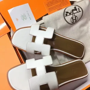 Hermès Slippers
