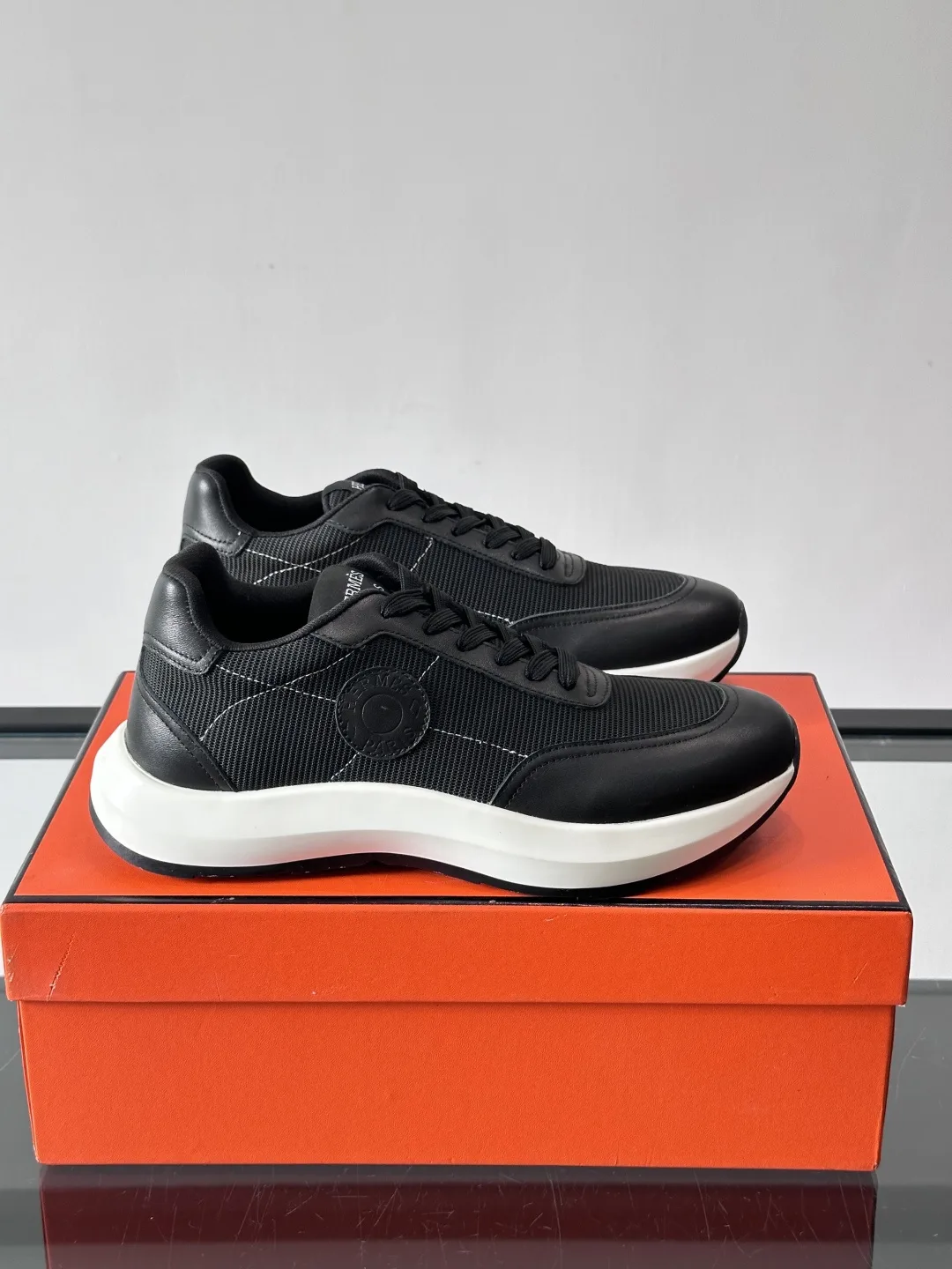 Hermès Sneakers