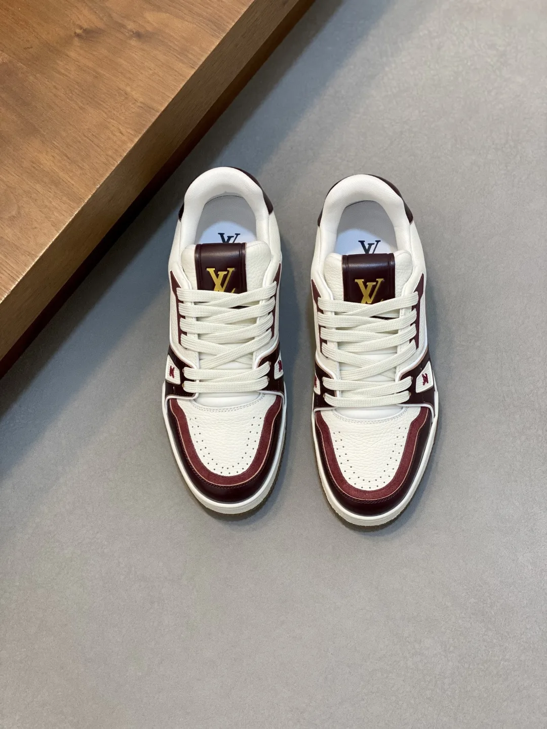 Louis Vuitton Sneakers
