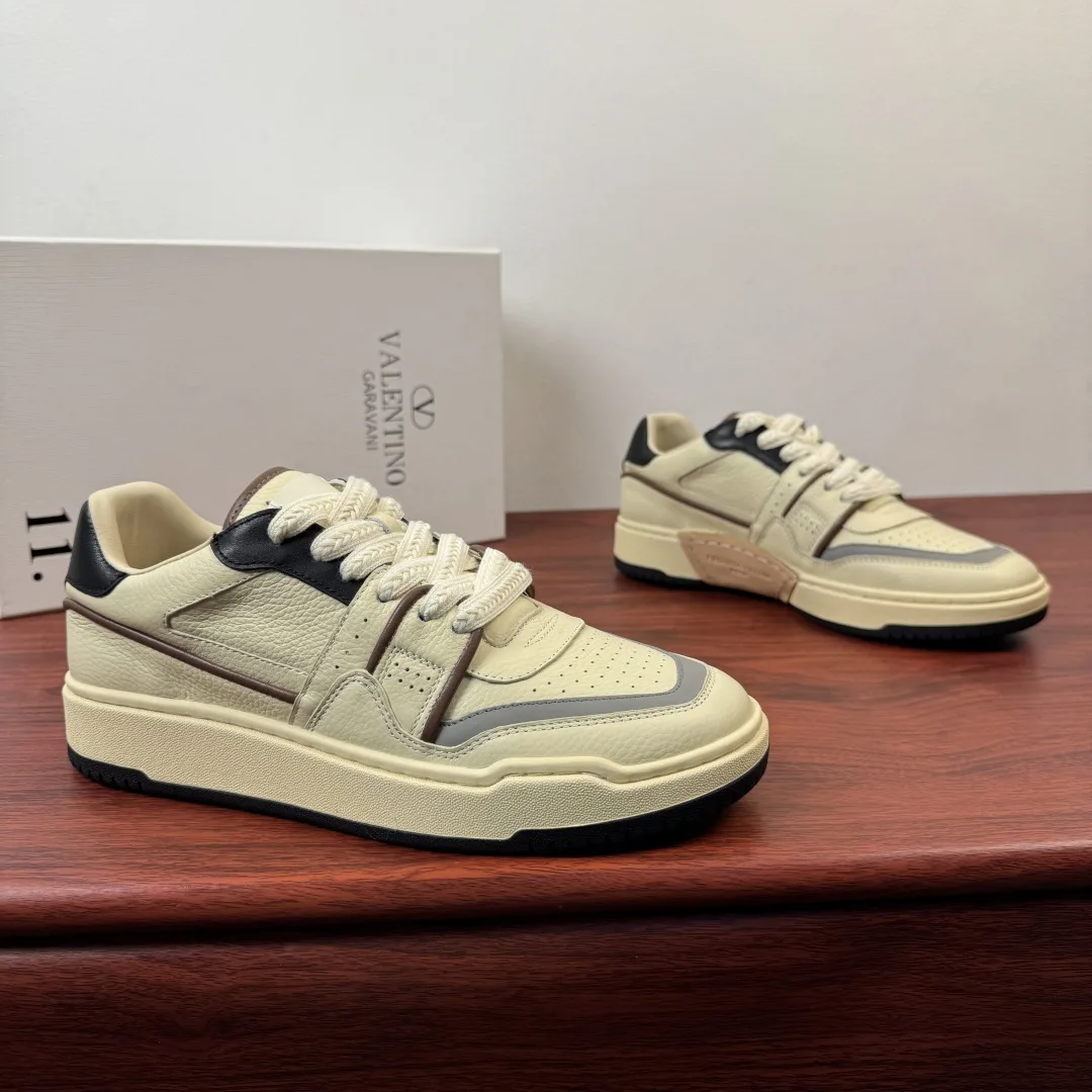 Valentino Sneakers