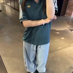 Gap Short Sleeves
