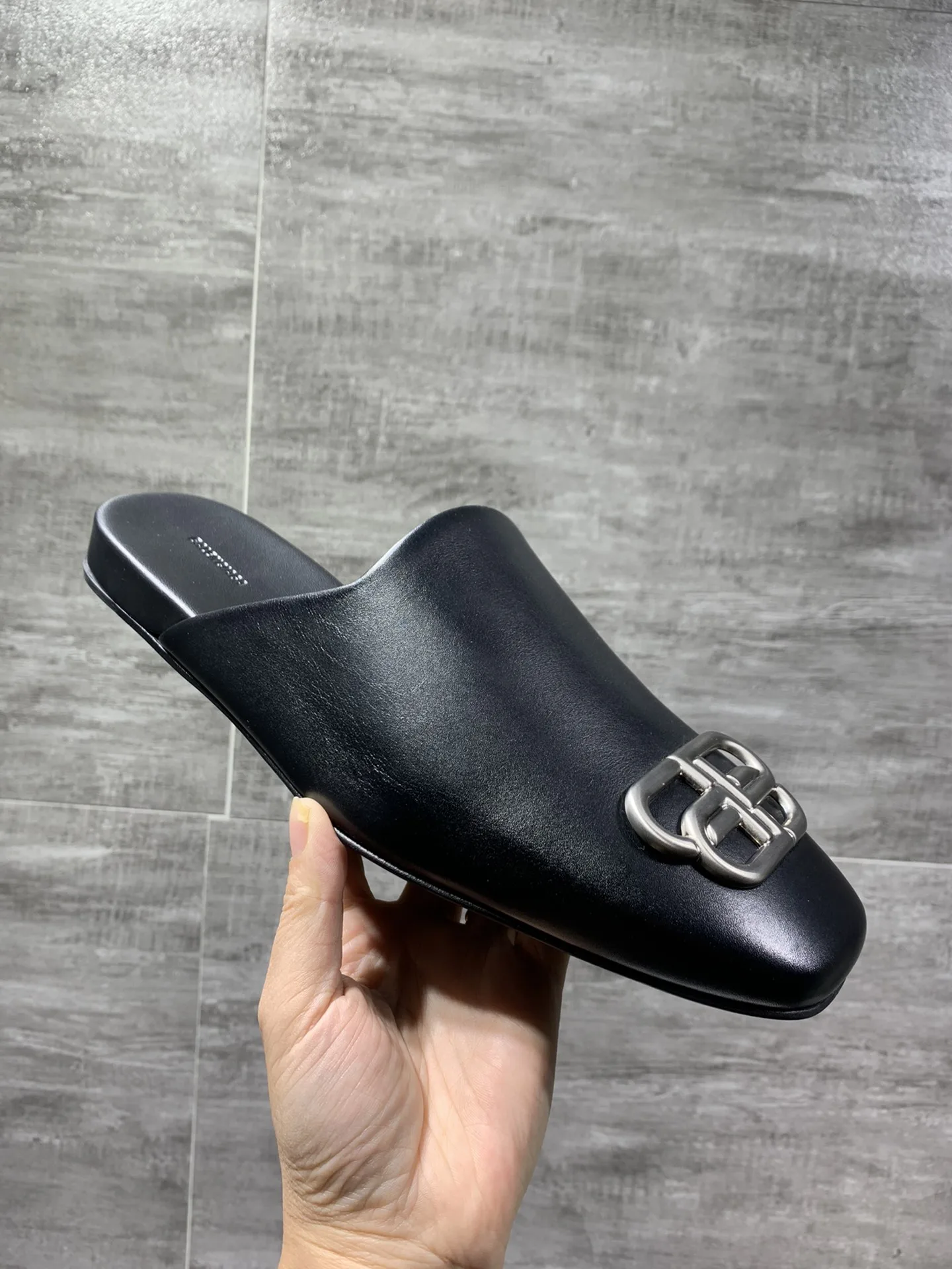 Balenciaga Slippers