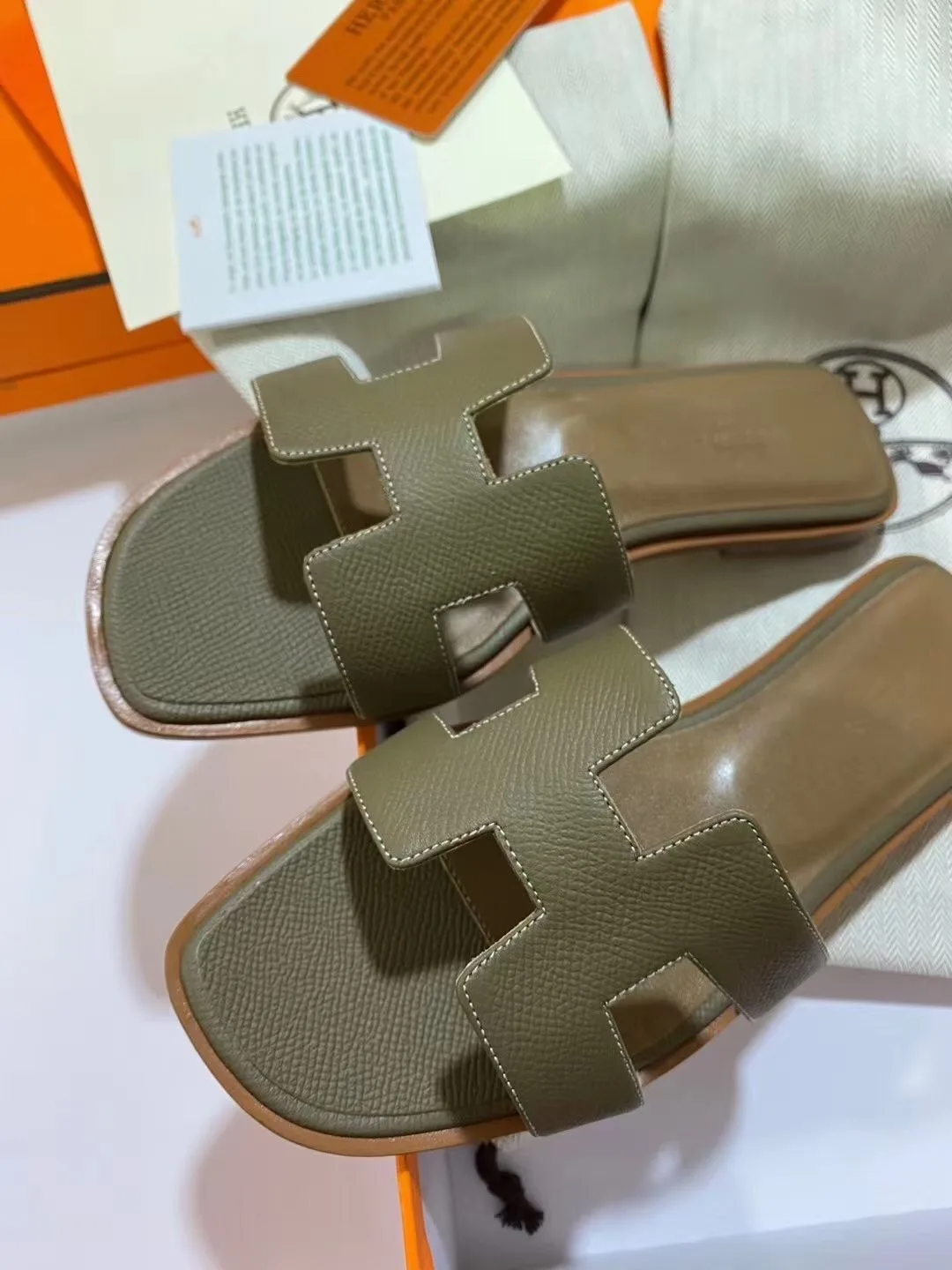 Hermès Slippers