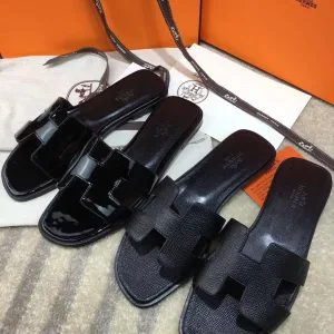 Hermès Slippers