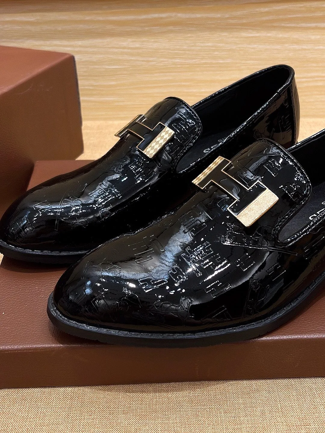 Hermès Sneakers