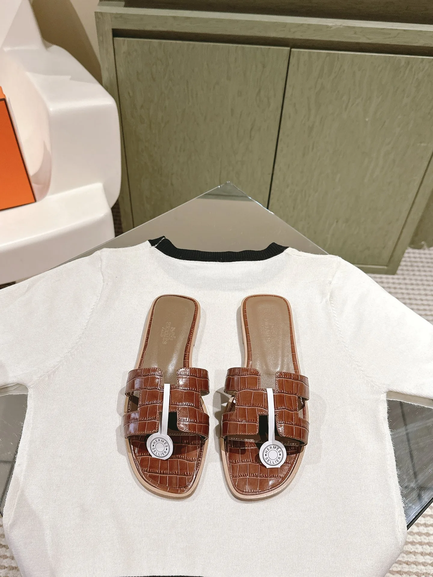 Hermès Slippers