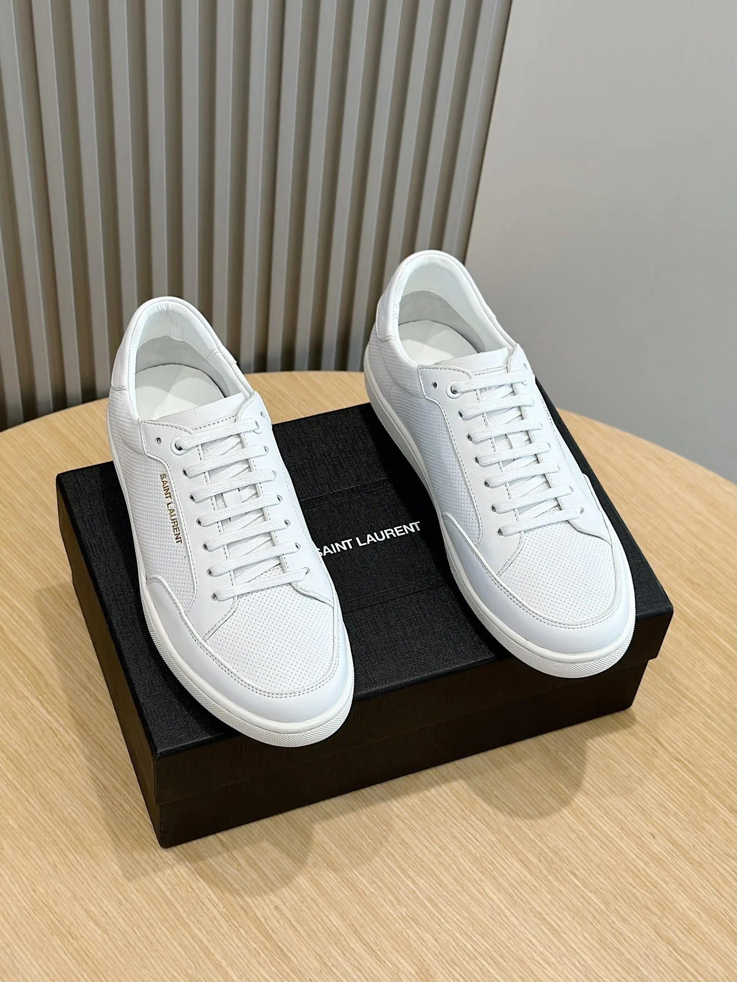 Saint Laurent Sneakers