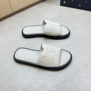 Louis Vuitton Slippers