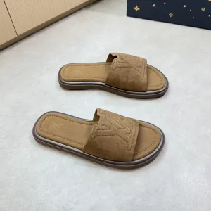 Louis Vuitton Slippers
