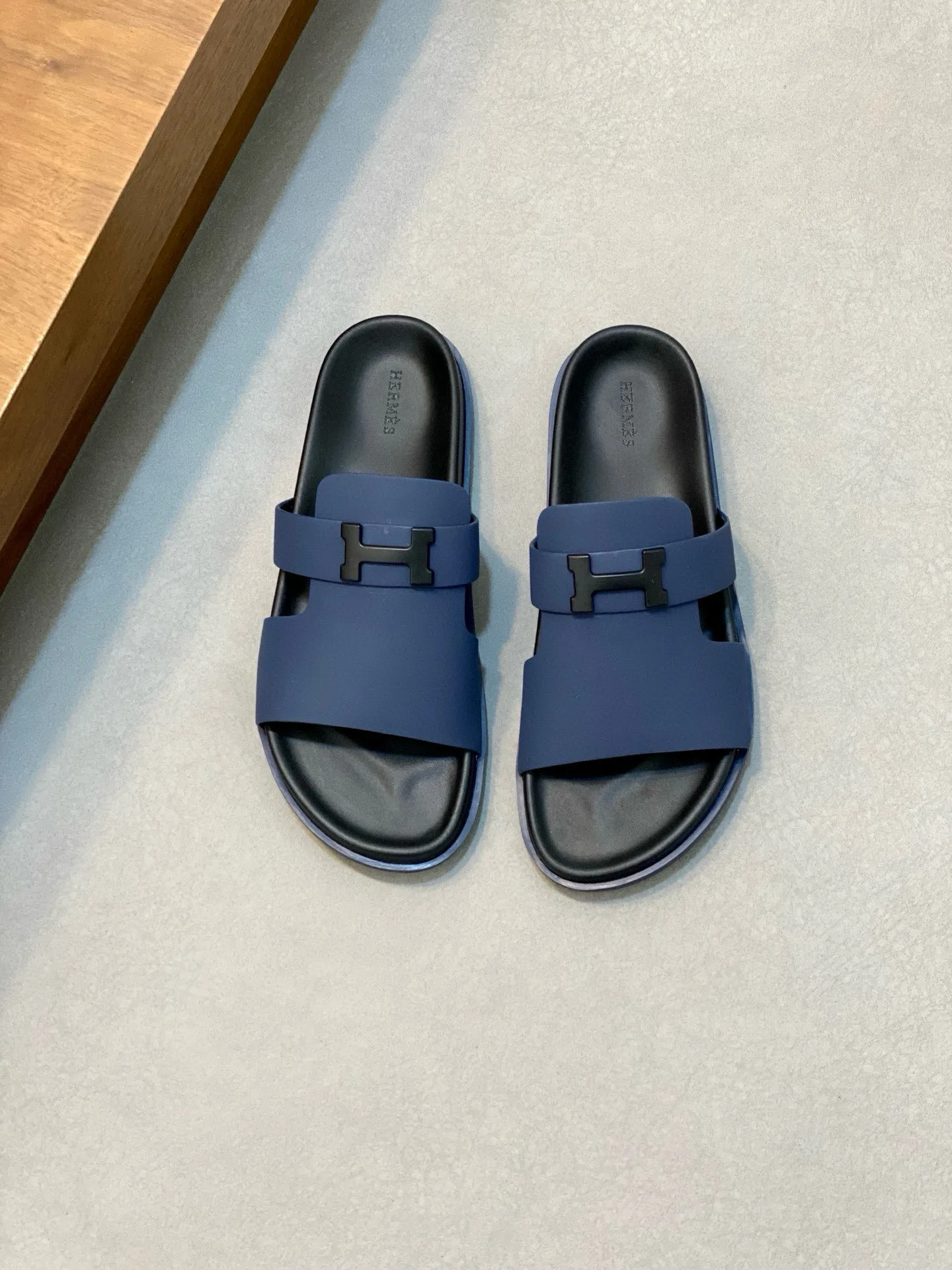 Hermès Slippers