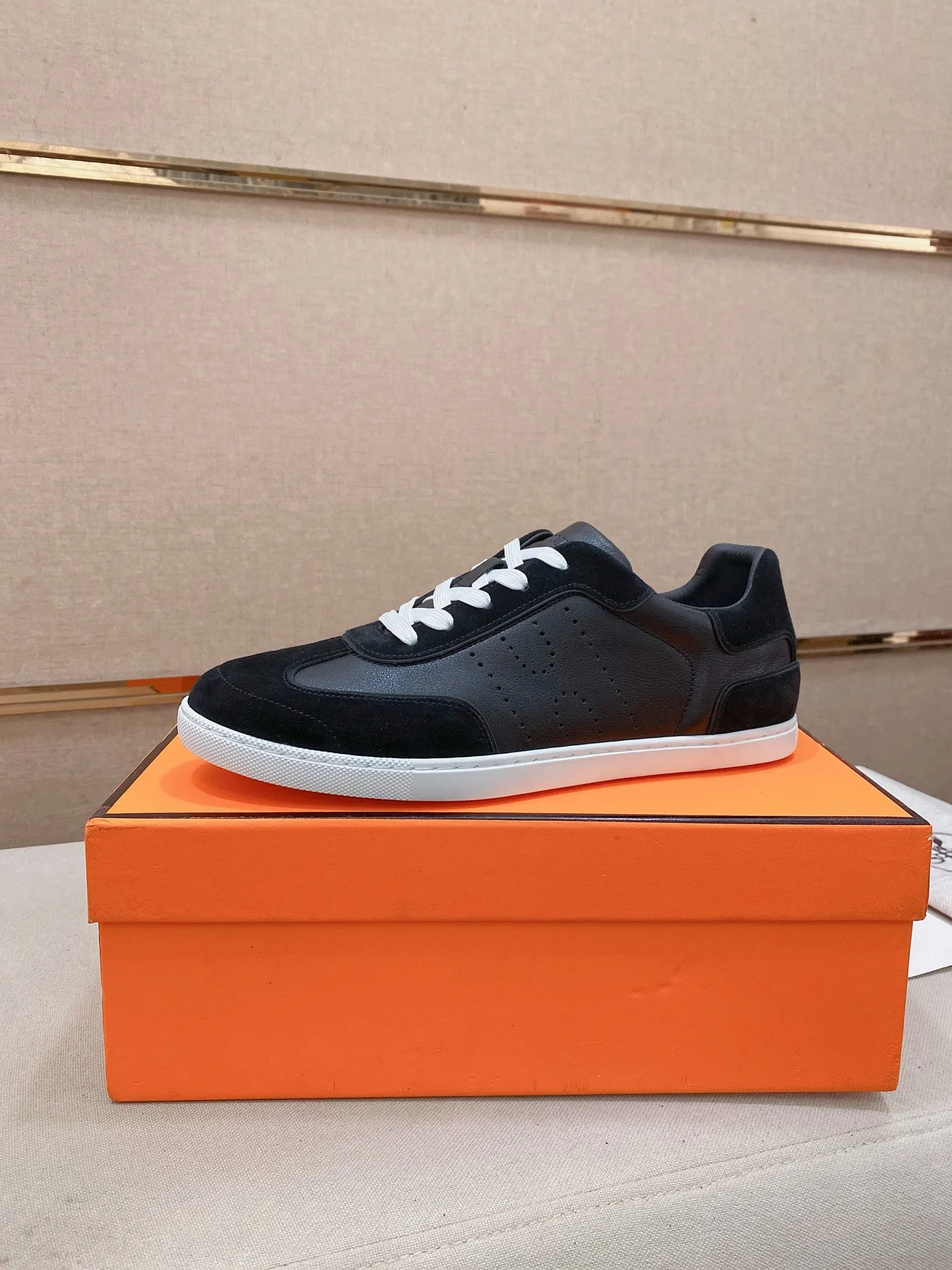 Hermès Sneakers