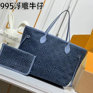 Louis Vuitton Clutch