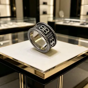 Balenciaga Ring