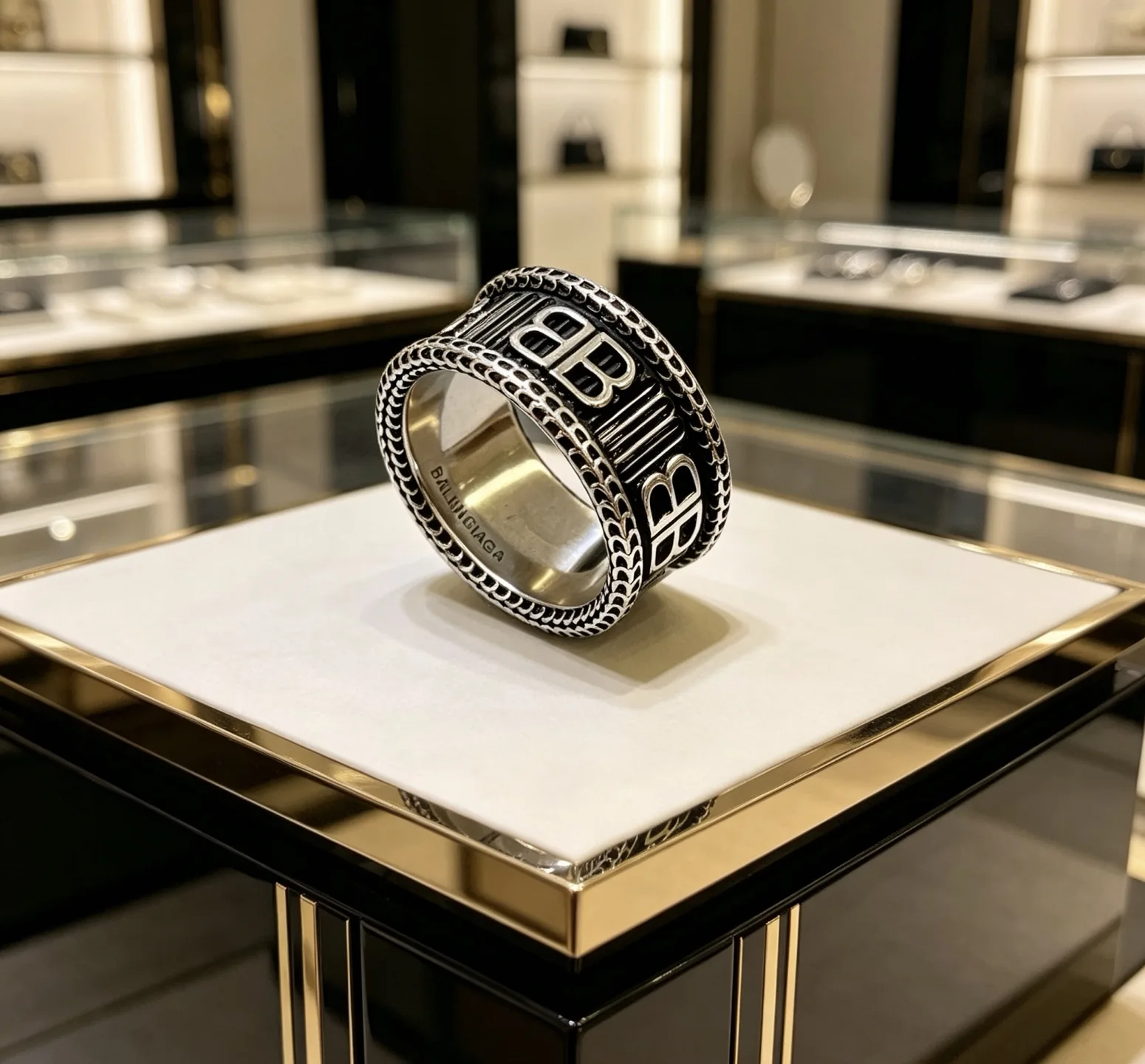 Balenciaga Ring